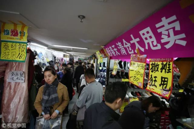 “他们最恨的人是马云”，消失中的服装市场（一）：上海七浦路服装市场正经历的煎熬-进货渠道攻略