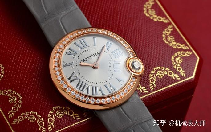 卡地亚:欧米茄星座系列属于女表的颜值担当,标志性的经典的半月形切面